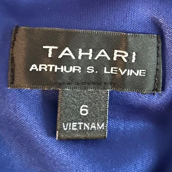 Tahari Tie Waist Crepe Wide Leg Jumpsuit in Vibrant Cobalt, Size 6 - Picture 4 of 6